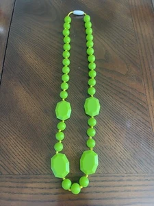 Vintage Lime Green Rubber Chunky  Necklace - Picture 1 of 1