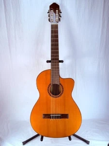 Lucero LFB250SCE Thinline Electric Classical Guitar Natural (PB1027861) - Picture 1 of 12