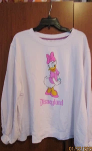 New Disneyland Daisy Duck Sweatshirt Sz 3X Cotton Polyester Bust 58 Length 25 in - Picture 1 of 7