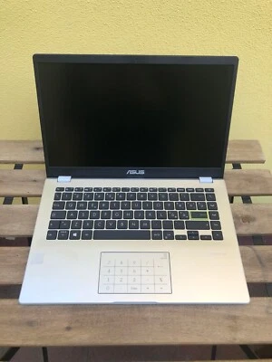 ASUS E410 - 14"  SSD 64GB  4GB RAM - Windows 11 WEBCAM - Notebook di DESIGN - Immagine 1 di 4