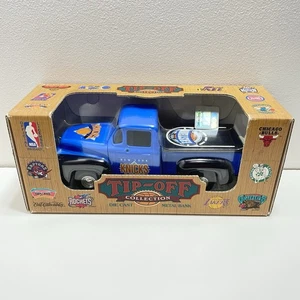 Vintage 90's ERTL Tip-Off Collection New York Knicks Diecast Metal Bank Truck - Picture 1 of 9