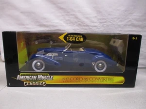 American Muscle Classics 1937 Cord 812 Convertible 1/18 LA Blue - Picture 1 of 2