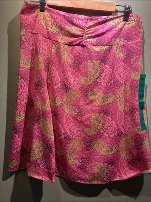 Mujer Falda M Rosa PaisleyColorado Ropa Tranquilidad A-LINE Elastizada Activa Foto 1 de 4