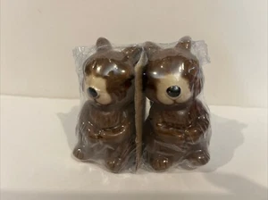 Salt and Pepper Shaker Squirrel Porcelain Salt and Pepper Shaker Set - Picture 1 of 5