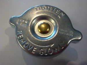 (0613)Z13 Jaguar Early S.1 3.8 XKE ,3.8 MK10,MK2,S-type 4LB Radiator Filler Cap - Picture 1 of 2