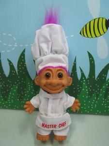 MASTER CHEF (#1) - Muñeca Russ Troll de 5" - NUEVA EN BOLSA ORIGINAL - Cabello Fucsia  - Imagen 1 de 5