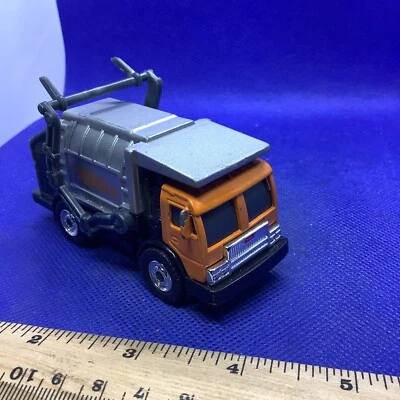 Hasbro Funrise Tonka Front Load Sanitation Garbage Truck 06408 2012 - Image 1 of 4