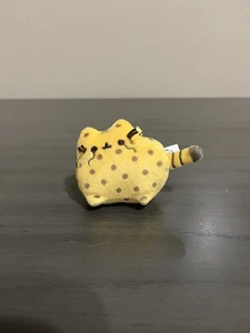 Pusheen Surprise Peluche Blind Box Serie 7 Pusheenimals - Ghepardo con Catena da Appendere - Foto 1 di 6
