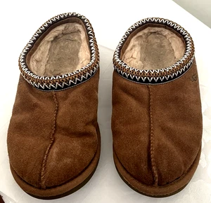 UGG Damen klassische Slipper Hausschuhe Bootie Fleece gefüttert Größe 7-8? - Bild 1 von 11