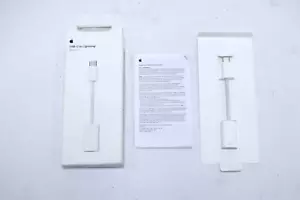 Apple A2868 Adaptateur USB-C vers Lightning MUQX3AM/A boîte ouverte - Photo 1 sur 4
