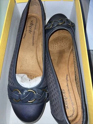 Softspots Women's Posie Laser Navy Size 11, New In Box - image 1 of 4