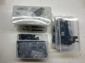 Damaged Iphone MotherBoards without NAND - Picture 1 of 5