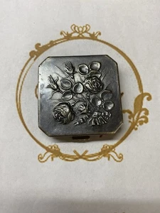 Vintage Powder Puff box W/Mirror “Flowers” “Roses”Powder Compact Sifter USSR - Picture 1 of 17