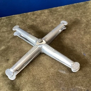 Vintage 1970 Zephyr Tennis Racket Tensioner/Press - Picture 1 of 9