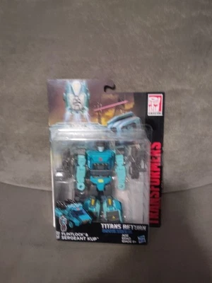 Hasbro Transformers Titans Return Deluxe Class Sergeant Kup Figure - Image 1 of 2