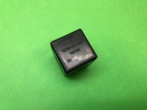 Rele Volvo V70 S80 V23134-A52-X345 V23134A52X345 9441160 - Bild 1 von 2