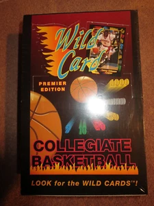 Wild Card Premier Edition 1991 Collegiate Basketball Factory scatola sigillata - Foto 1 di 1