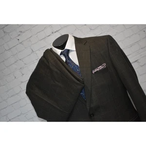 Jos A Bank Suit 2 Piece 2Btn Mens Size Jacket 44 R Tailored Wool Pants 36 x 30 - Picture 1 of 14