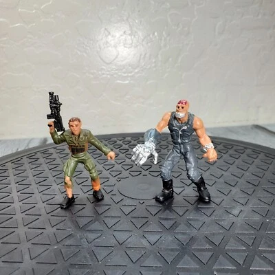 Lote de figuras Mattel Judge Dredd Mega Heroes Fergie City Perp 1995 Judge VS Cons 3" Foto 1 de 4