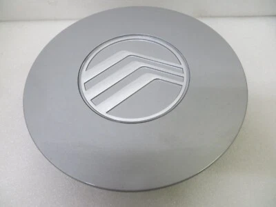 MERCURY SABLE 1992-1995 SILVER CENTER CAP - 1 - F34C-1141-AA - NEW Foto 1 de 3