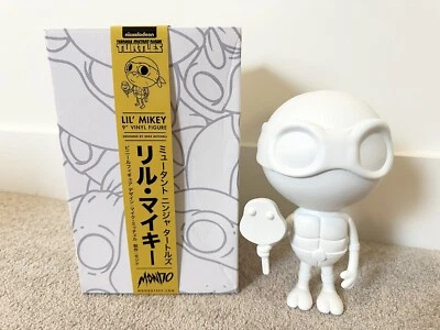 Figura Vinilo Mondo Lil' Mikey Versión en Blanco. Foto 1 de 4