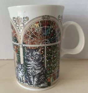 Dunoon Cat Kitten Christmas Mug Made in Scotland Arched Windows - Picture 1 of 4