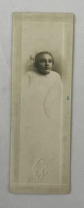 ANTIQUE YOUNG PRETTY GIRL CHILD APPEARS POST MORTEM PHOTOGRAPH MEMORIAL PHOTO - Bild 1 von 2