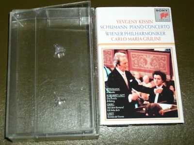 SCHUMANN PIANO CONCERTO<>KISSIN&GIULINI<> Audio Cassette ~ Canada TAPE° 1T1-8297 - Image 1 of 2