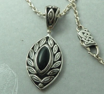 Colgante Vintage Esterlina Motivo Hoja, 5 X 10mm Ónix Negro, Cadena 22", Konder #263 Foto 1 de 3