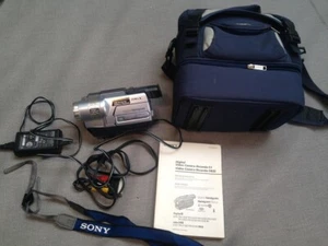 Sony DCR TRV355E digital Hi8 camcorder (please read) - Picture 1 of 17