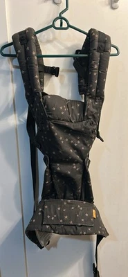 Portabebés Tula Explore TBCA6G59 - negro/gris Foto 1 de 2