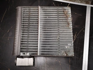 Mercedes SL R230 SL500 SL55 AMG Heater Air Conditioning Evaporator A2308300358 - Picture 1 of 3