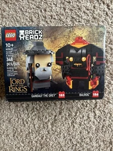 LEGO BRICKHEADZ: Gandalf the Grey & Balrog (40631) - Picture 1 of 6