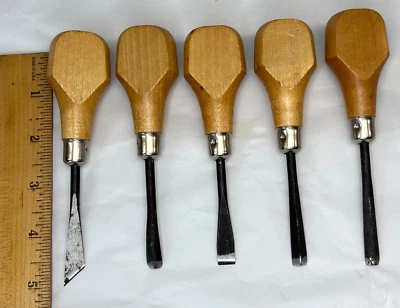 Woodworking Chisels Set 5 Wood Carving Tools Unbranded 5" to 5.25" Very Sharp - Image 1 of 4
