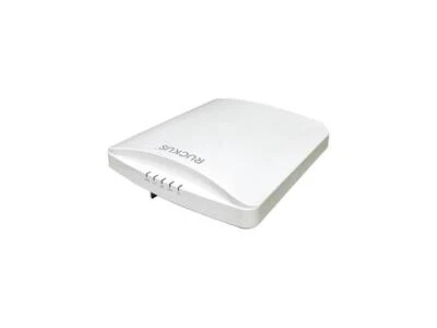 StarTech.com UNIRAILS1UB 1U Server Rack Rails with Adjustable Mounting Depth - Image 1 of 3