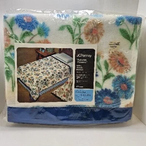 VintageJC Penney 100% Acrylic Autumn Flowers Satin Trim Blanket Twin / Full  - Picture 1 of 4