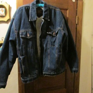 Vintage Men's Heavyweight Ten West Sherpa Lined Blue Jean/ Trucker Jacket Size L - Picture 1 of 5