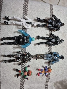 fortnite actionfiguren 4 inch 6 Stück plus 2 - Bild 1 von 5