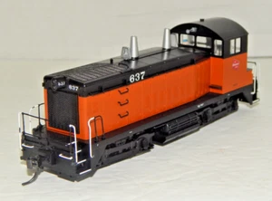 Proto 2000 - HO - #920-48428 Milwaukee Road EMD SW9/1200 DC - Previously Owned - Picture 1 of 8