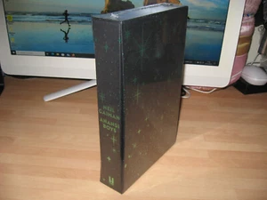 Neil Gaiman Signed Deluxe Slipcased 1st Anansi Boys illus. print Amazon Prime TV - Imagen 1 de 7