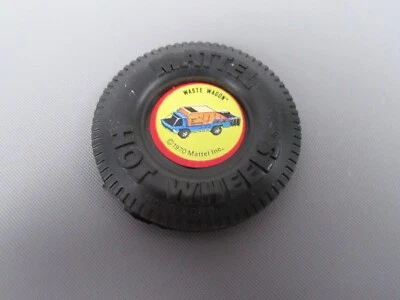 B54 Hot Wheels Redline Hong Kong 1970 Waste Wagon Badge Plastica Origine 1:64 - Immagine 1 di 4