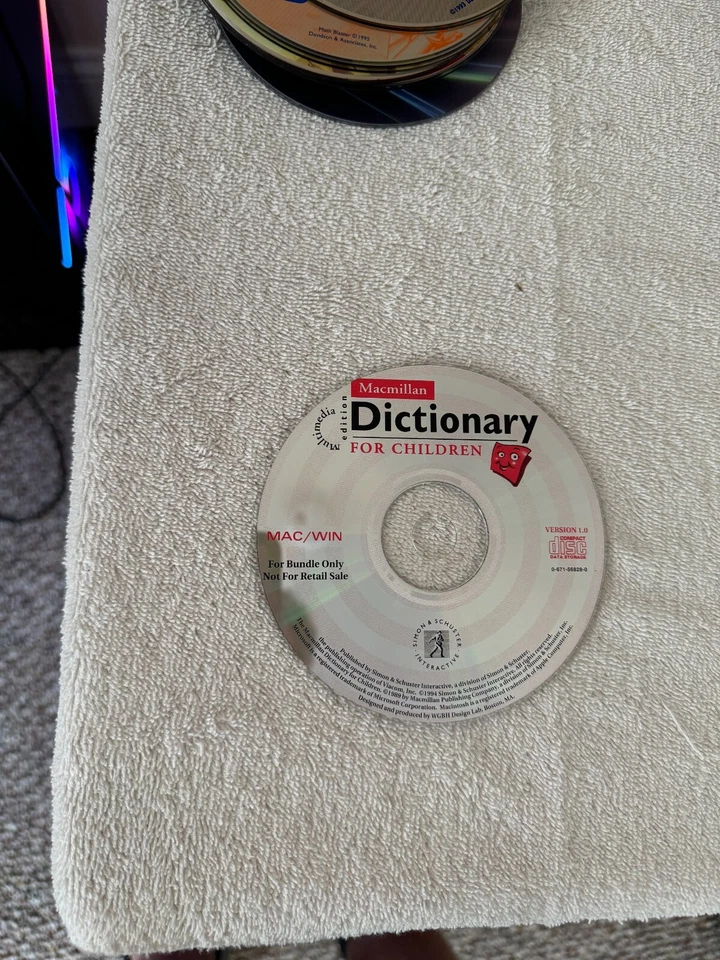 Macmillan Dictionary for Children - Mac/Win 1994 - Image 1 of 1