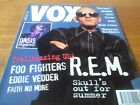 un exemplaire du magazine VOX - août 1995 - R.E.M + deux singles