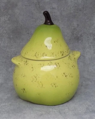 Le Creuset Petite Pear Cocette Casserole Ramekin - Image 1 of 4