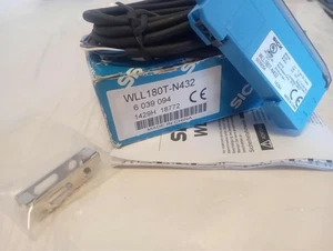 Sensores de fibra óptica SICK 6039094: WLL180 WLL180T-N432 - Imagen 1 de 5
