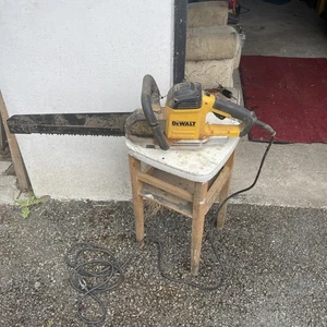 DeWalt Reconditioned DWE396 Alligator Saw With 295mm Class 12 TCT Blade - Picture 1 of 4