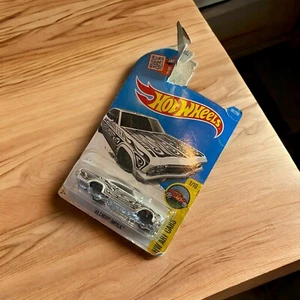 Mattel Hot Wheels HW Art Cars '65 Chevy Impala 1/10 191/250 MISB - Picture 1 of 1