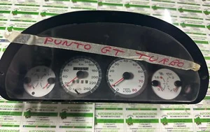 Quadro Strumenti Fiat Punto 176 1.4 GT Turbo - Fiat 46438238 - Foto 1 di 4