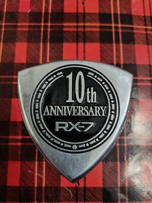 PAR DE EMBLEMAS DEL DÉCIMO ANIVERSARIO APTOS PARA MAZDA RX7 RX-7 Foto 1 de 4