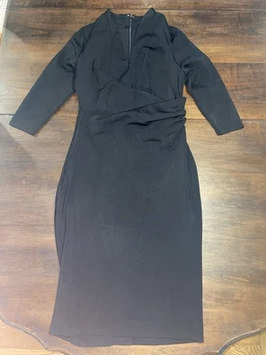 Vestido Express Negro Asimétrico Vaina Contorno - Talla Mediana Nuevo con Etiquetas Precio de venta sugerido por el fabricante 140 USD Foto 1 de 4